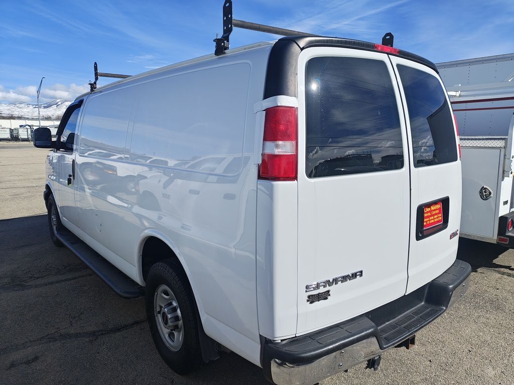2017 GMC Savana 2500