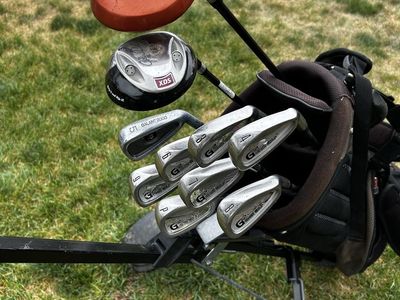 Complete Golf Set, Callaway Bag & Pull Cart