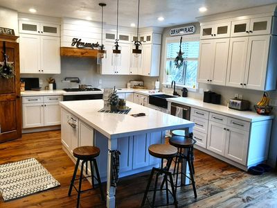 New Cabinets – Discount Prices