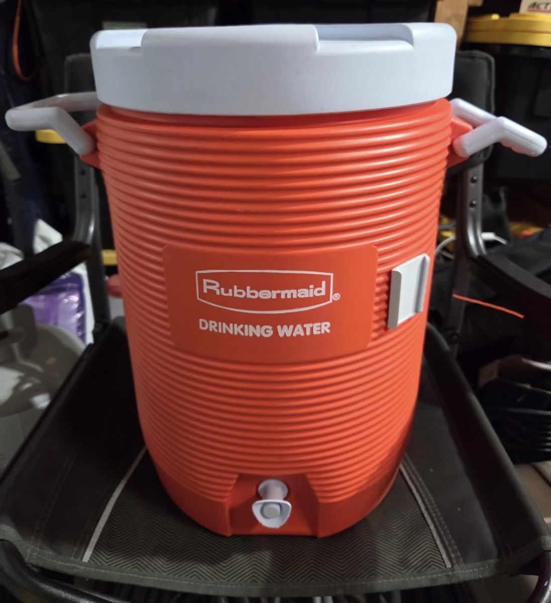 Rubbermaid Orange 5-Gallon Insulated Water Cooler Jug with Spigot