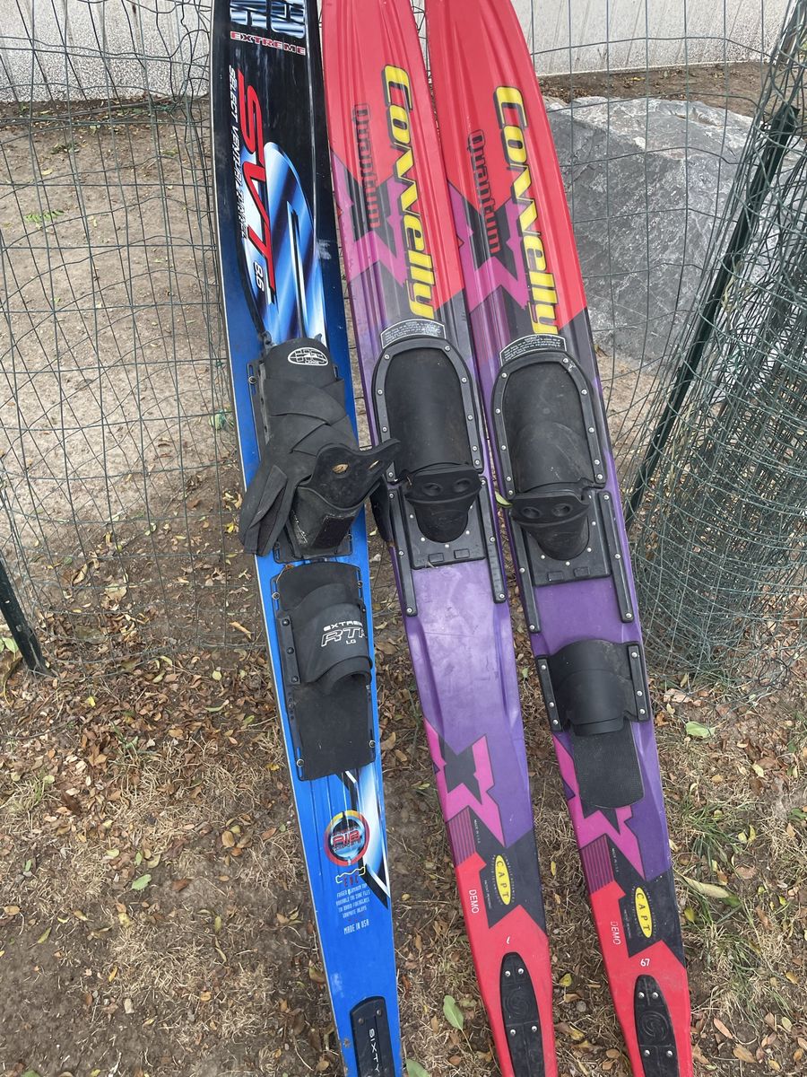 Water skies 2 sets and one single 100.00 or best offer thanks