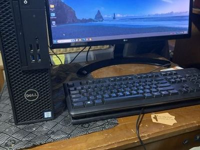 Dell Precision 3420. 3800Ghz. 32 gig RAM