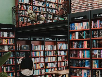 Profitable Independent Bookstore in Montana