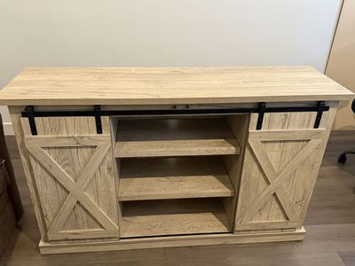 Lorraine TV Stand