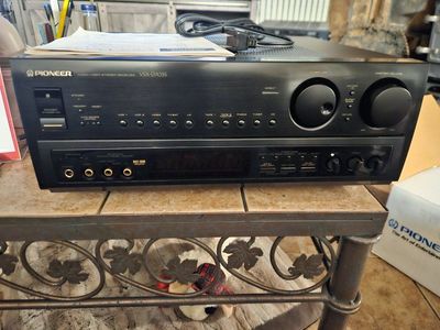 Pioneer audio/video stereo receiver VSX-D703S