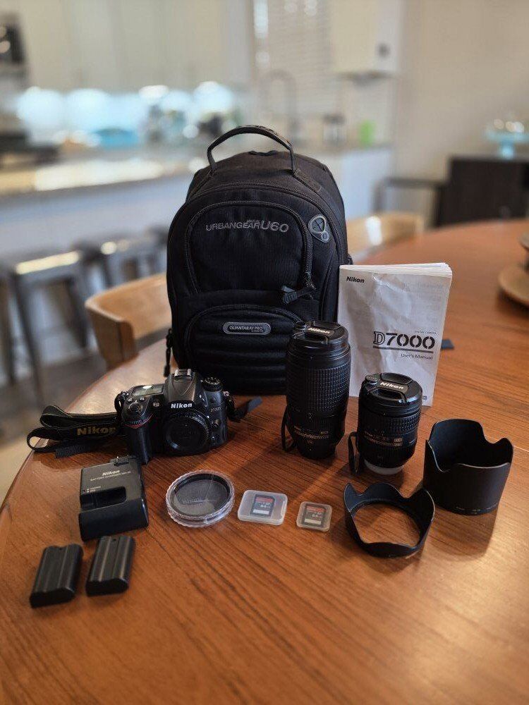 Nikon D7000 Bundle! 16-85mm/70-300mm Lenses & MORE