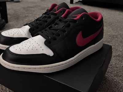 Jordan 1 Low Black And Red With Box