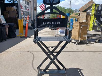 byootique 28 inch height makeup/director's chair