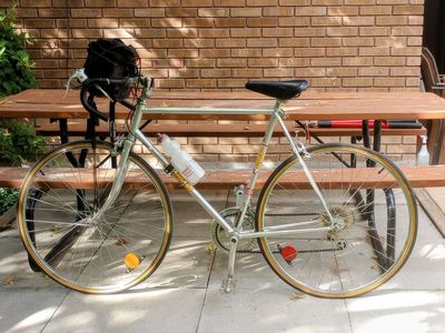 2 1985 Marukin 12-speed bicycles.
