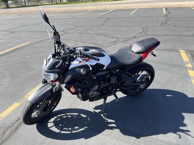 Yamaha mt07 (fz07) (6,129 miles)