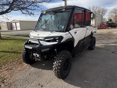 Can-Am Defender HD11 Max Cab