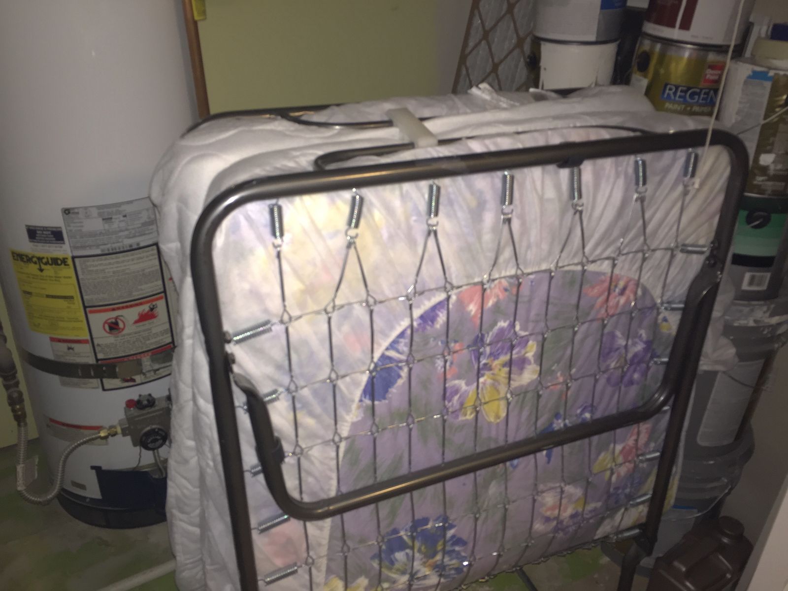 Rollaway bed