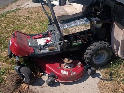 Craftsman - 2012
Zero Turn
Riding lawn mower