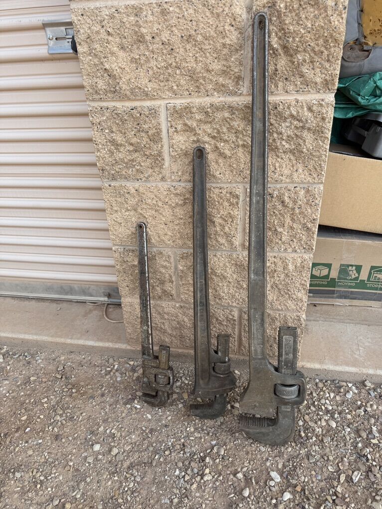 Vintage Pipe Wrench Set