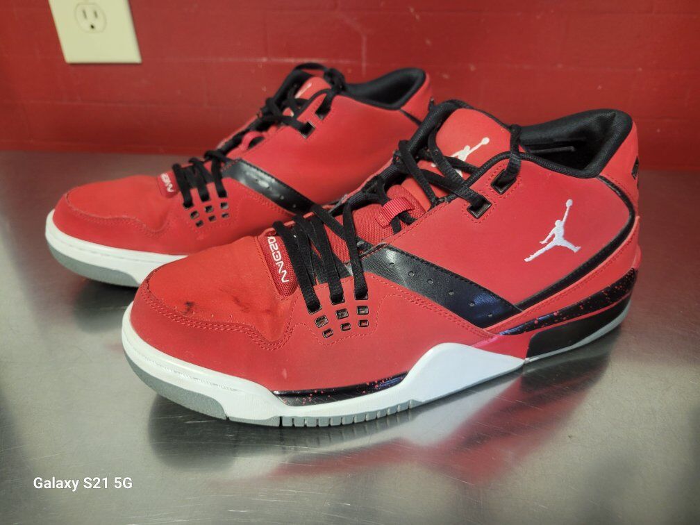 Air Jordans ~ Mens 10.5