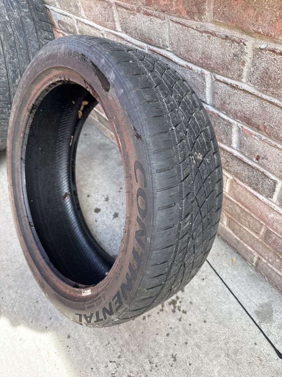 1 Continental Extreme Contact DWS06 225/45ZR19