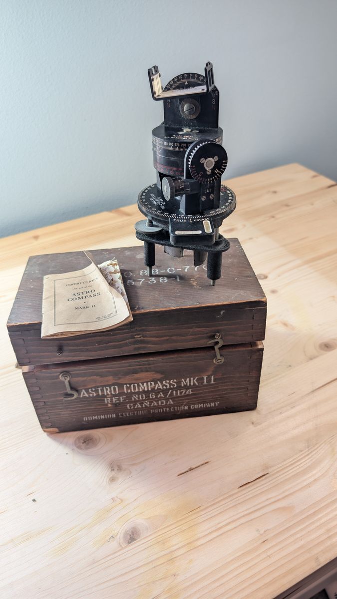 WWII Astro Compass MKII and Case with strap - Vintage 1942 militaria World War II