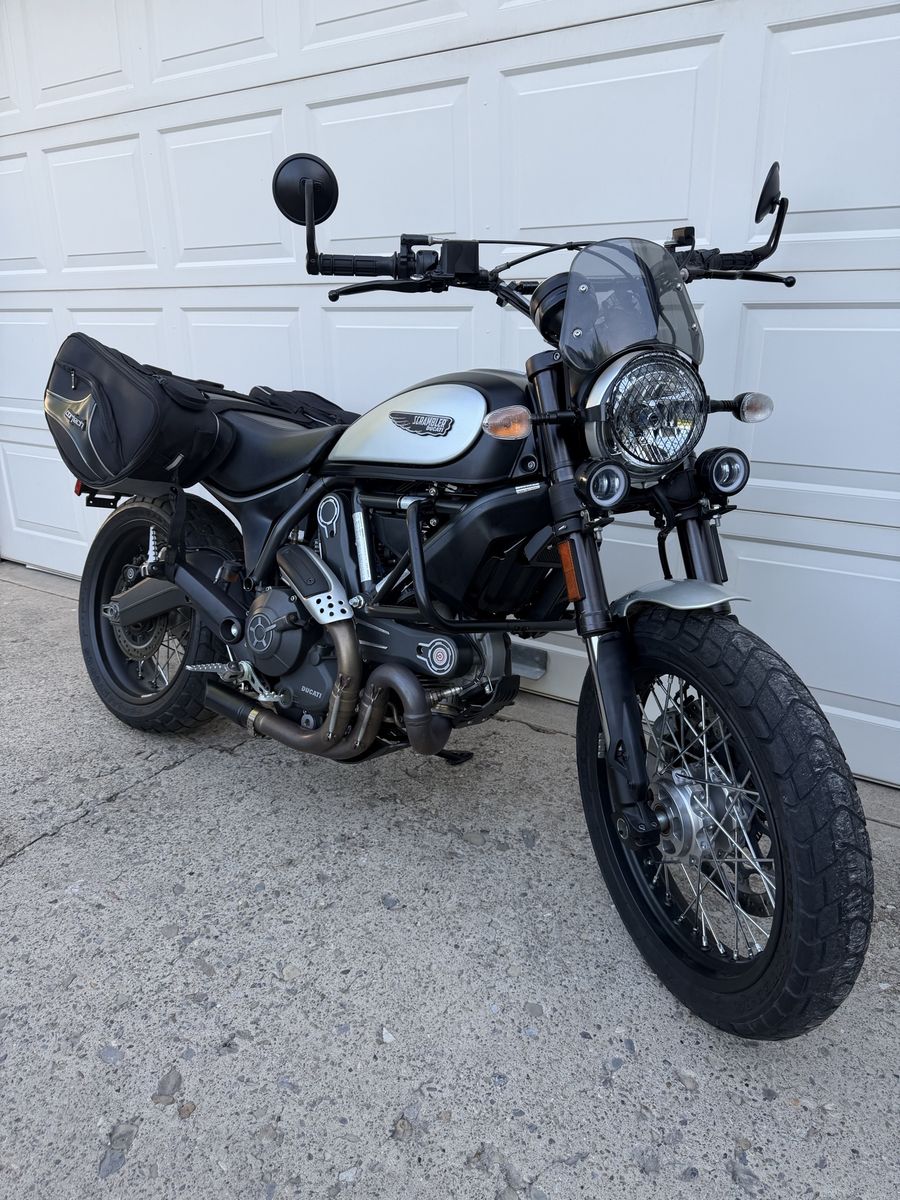 2015 Ducati Scrambler – 5,700 Miles – Loaded w/ Upgrades