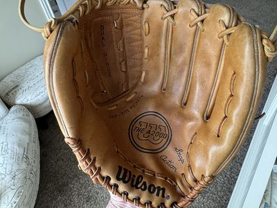 Wilson A2000 XL Baseball/Softball Glove 12.5