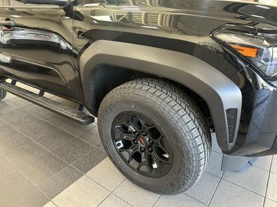2025 Toyota 4Runner Off-Road Premium Wheels (18”) – Like New