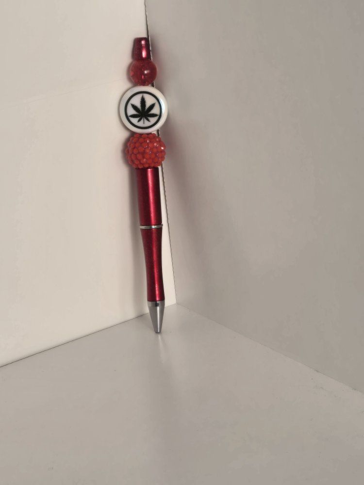 Custom Beaded Pens - Hello Kitty, Powerpuff Girls, Elmo, or Cannabis Leaf Designs