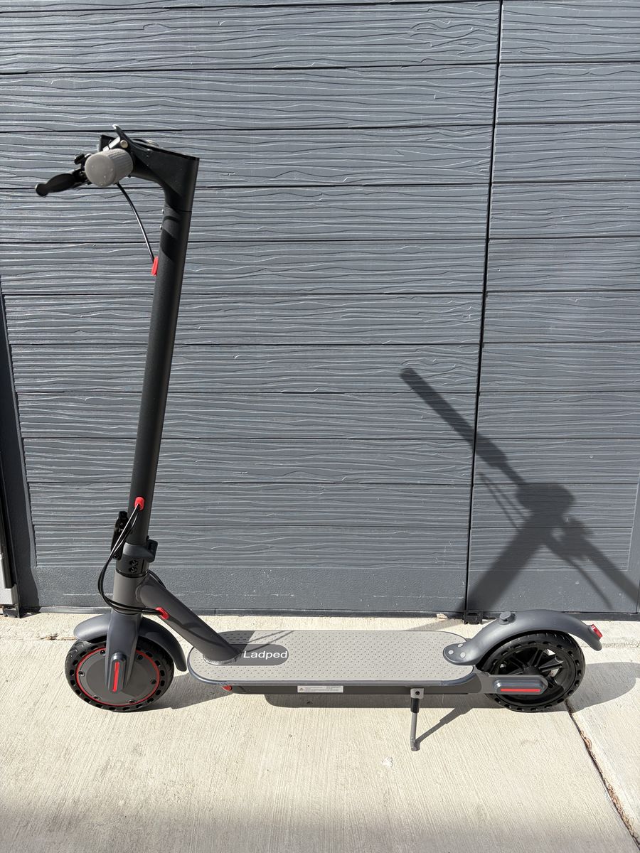 Electric Scooter For Adults Foldable Brand New