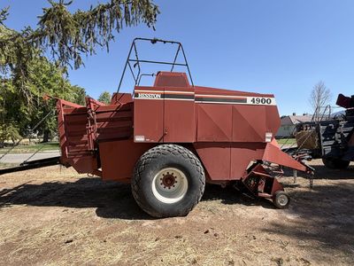 1997 HESSTON 4900
