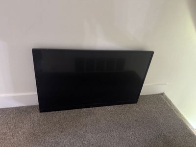 Insignia 40’ TV
