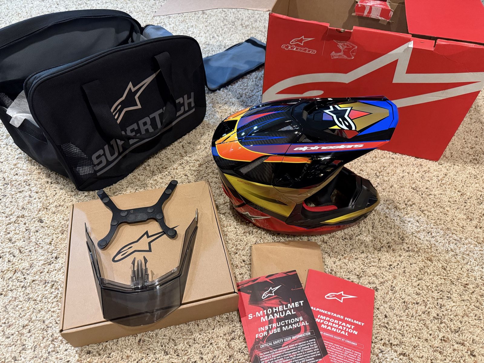 NEW Alpinestars S-M10 Supertech ERA Helmet Small
