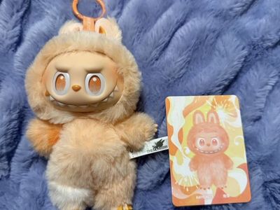 Labubu “Big Into Energy – Happiness” Collectible Figure/Plush