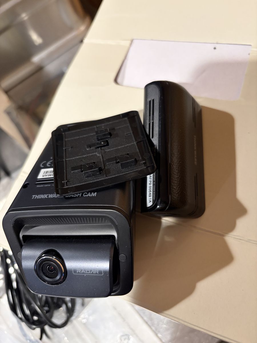 Thinkware U3000 Front And Rear Dash Cams