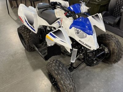 2025 Polaris Outlaw 110 EFI Bright White / Polaris