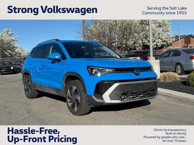 2025 Volkswagen Taos SE 4Motion