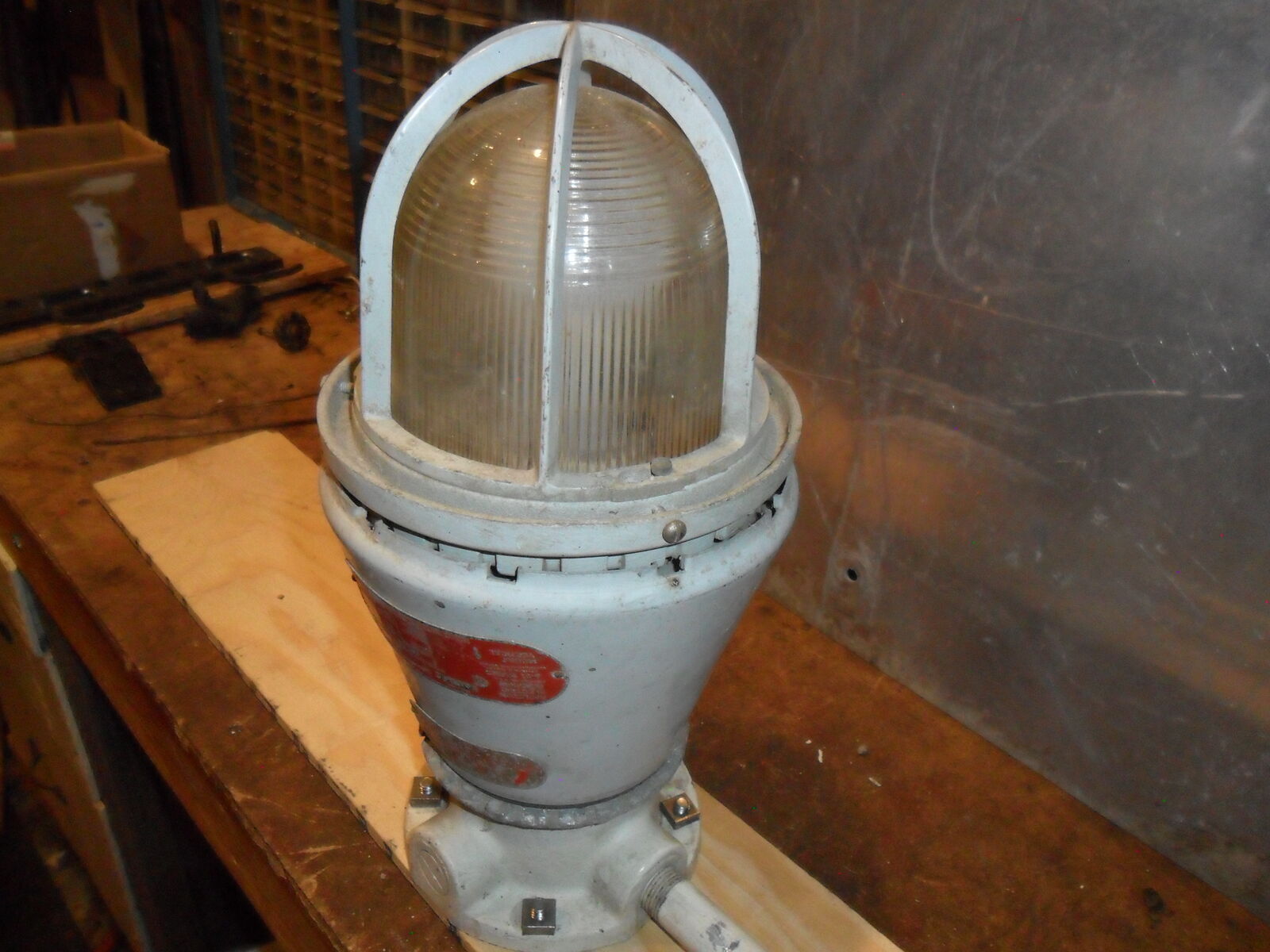 VINTAGE EXPLOSION PROOF LIGHT