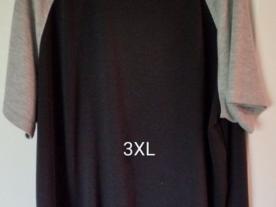 Unisex 3XL Gray & Black Raglan Tee T-Shirt