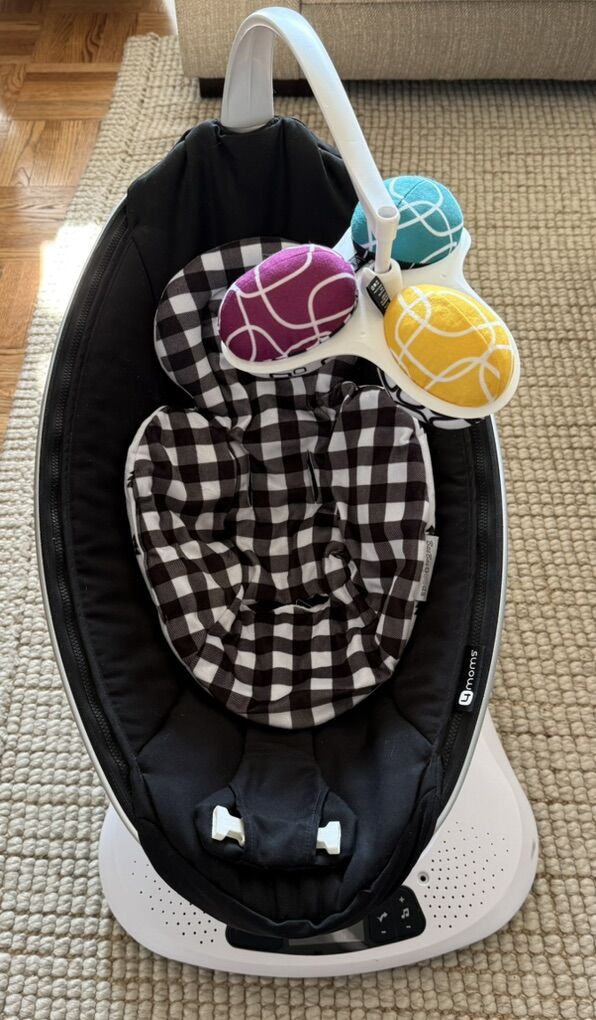 4moms mamaRoo Multi-Motion Baby Swing