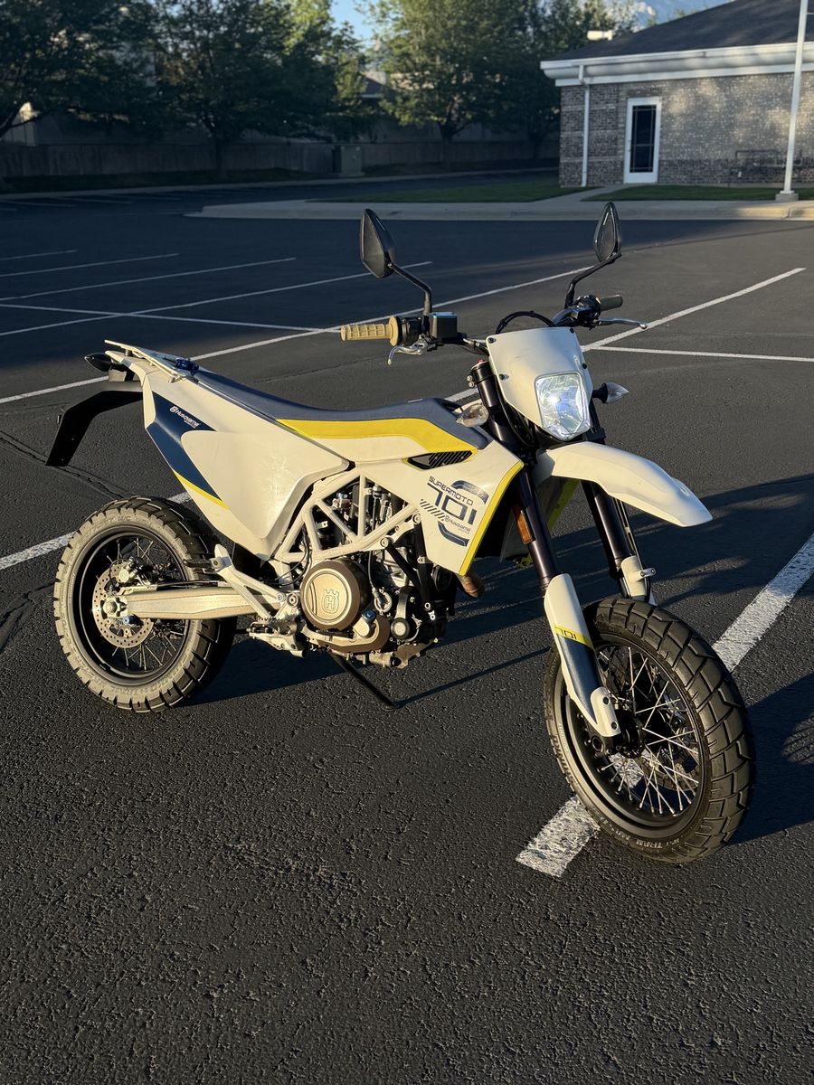 2018 Husqvarna Supermoto 701 ABS EFI