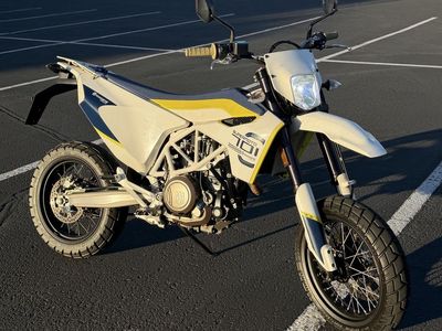 2018 Husqvarna Supermoto 701 ABS EFI