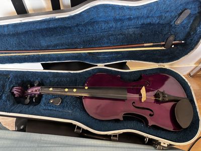 Cute Purple Violin – 4/4 Full Size – Includes SKB Hard Case