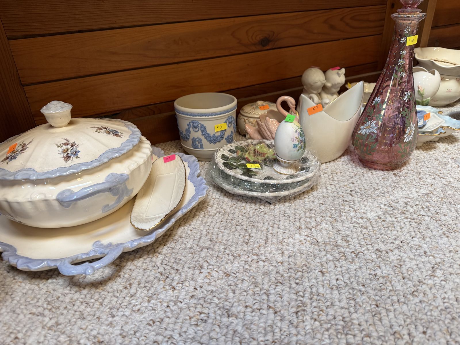 Main image 12