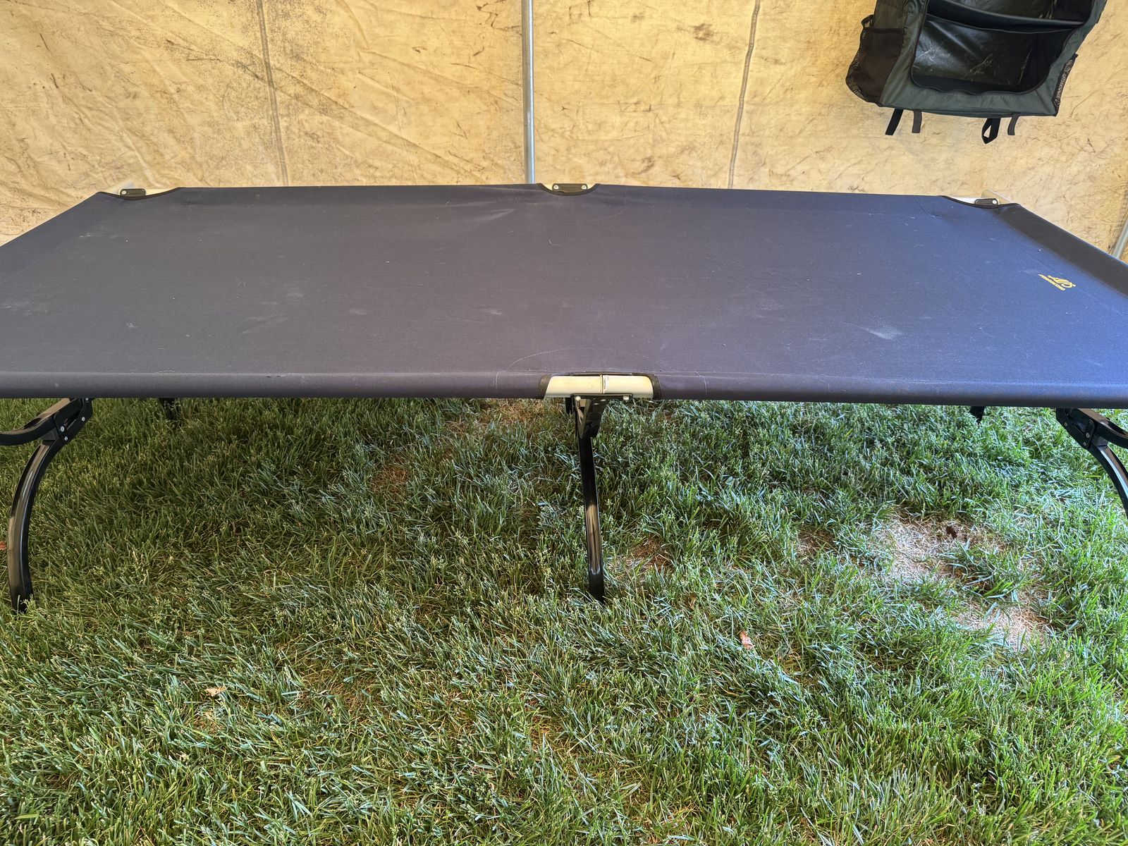 Alps Mountaineering Cot