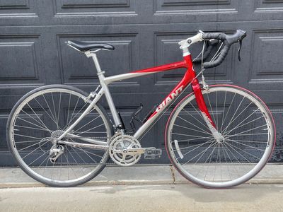 Giant OCR Road Bike - Medium