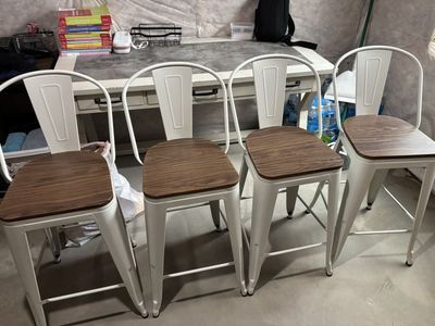 Set of 4 barstools