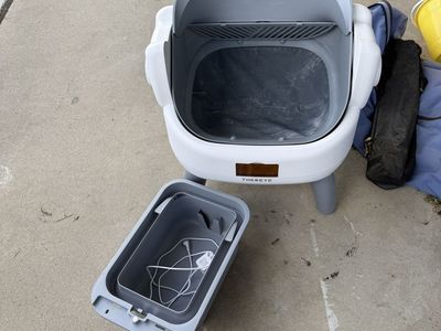 Cat litter robot-good as new