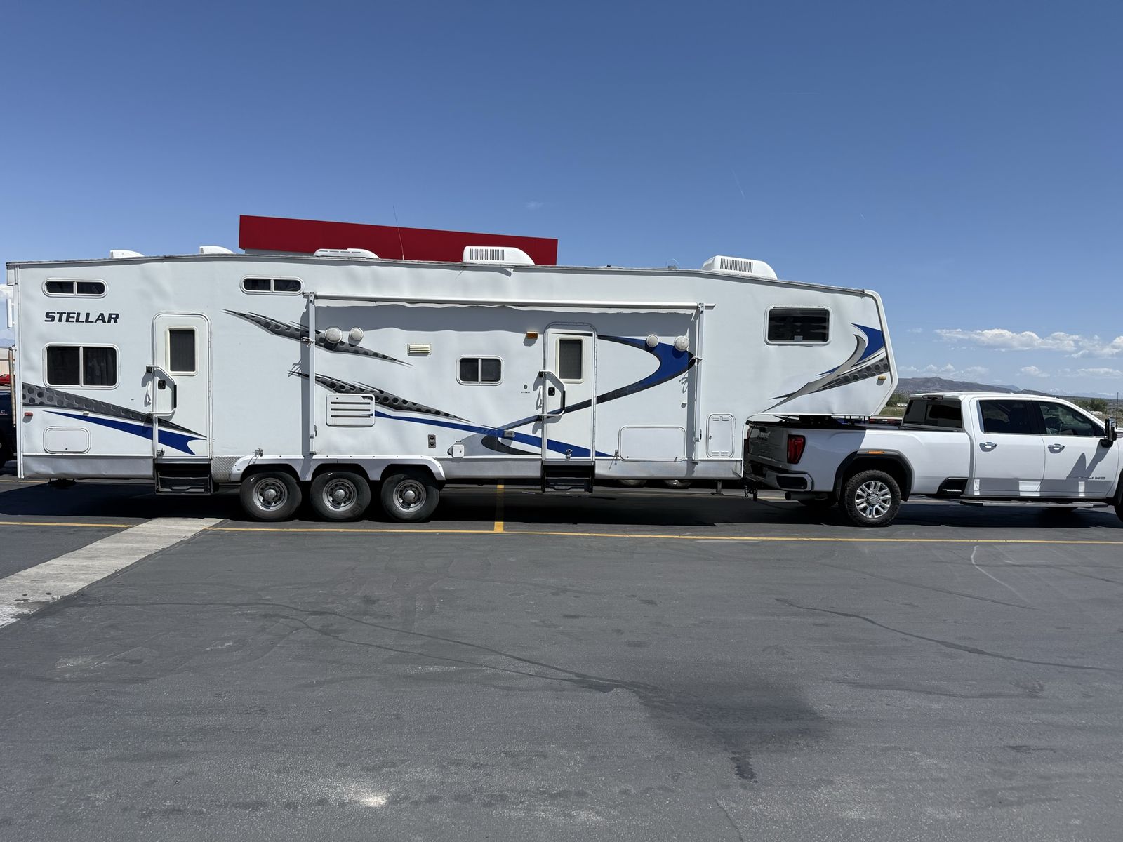 TOY HAULER FIFTH WHEEL 2007 Stellar Eclipse