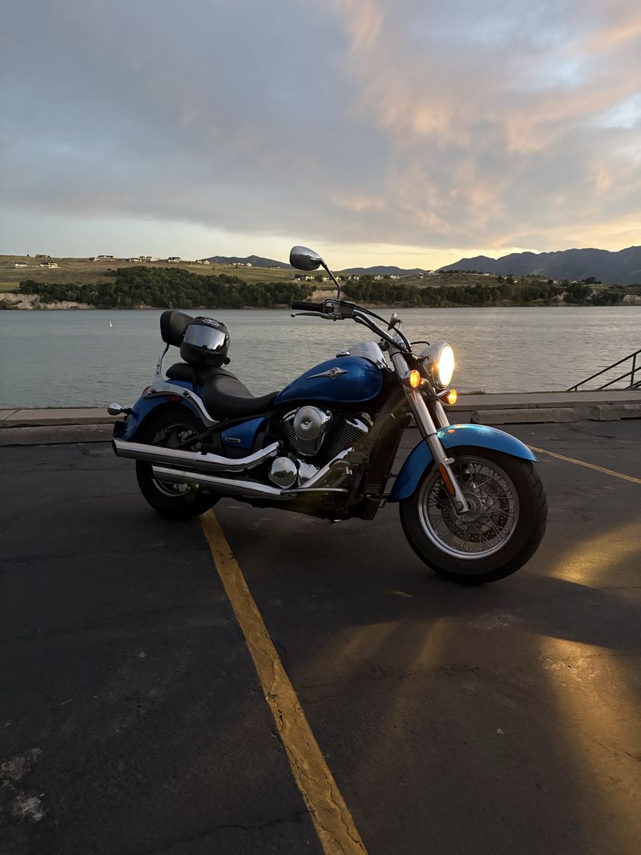 Clean Kawasaki Vulcan 900