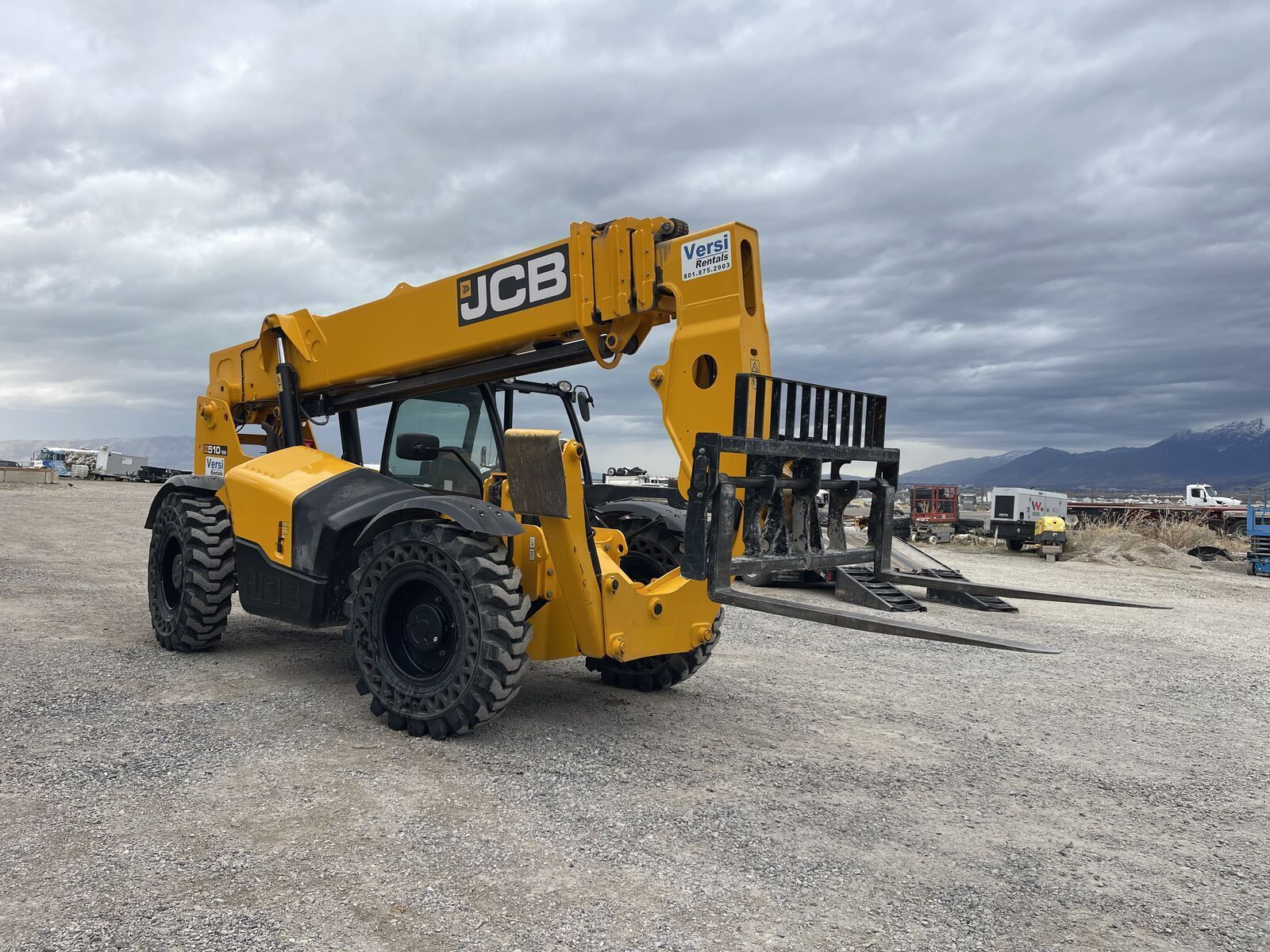 2024 JCB 510-56 Telehandler – 10K/56’ – ONLY 960 HRS – NO DEF – $125,900 (id.1543)