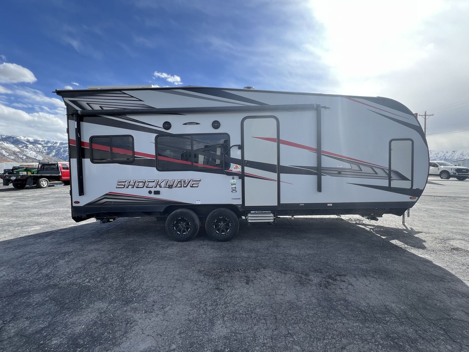 2021 SHOCKWAVE 24QSGMX