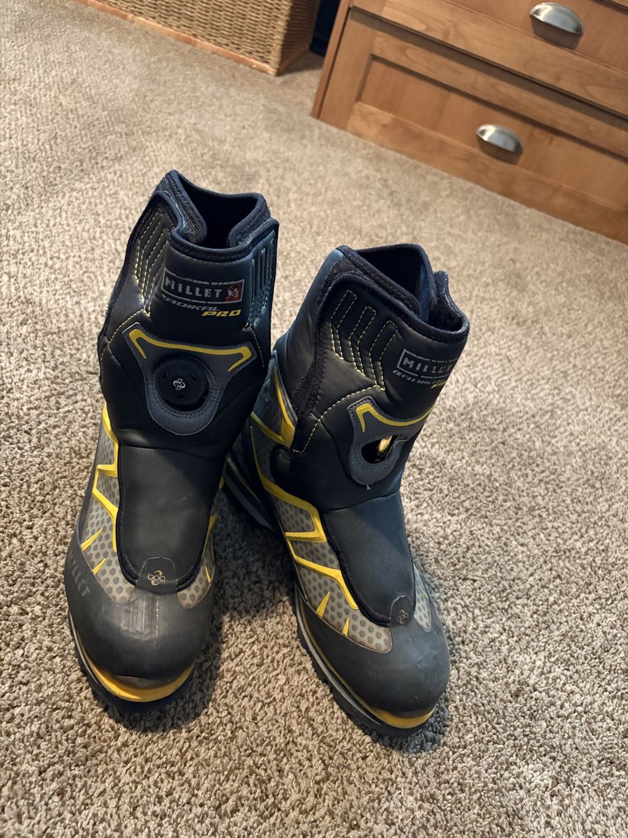Millet radical pro boots size 8.5 men 10 women