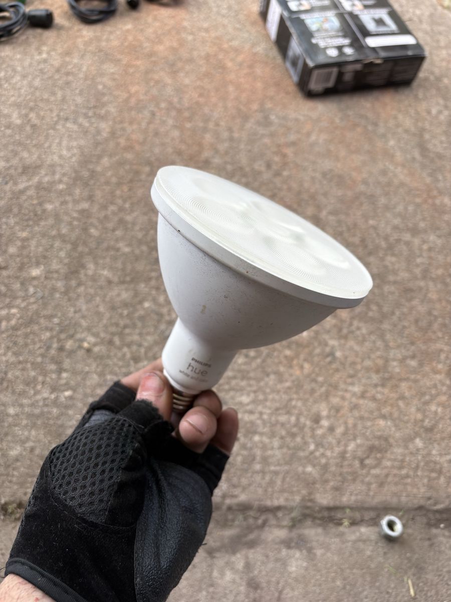 Main image 3